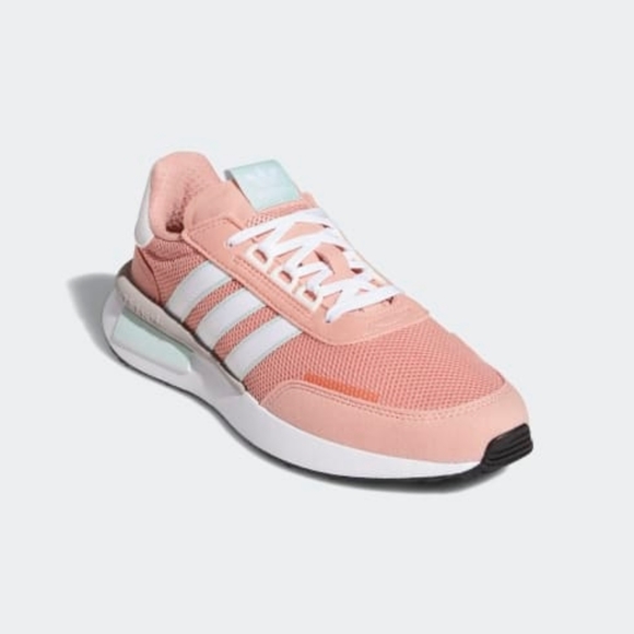 NWT Adidas Retroset Sneakers - Picture 2 of 11